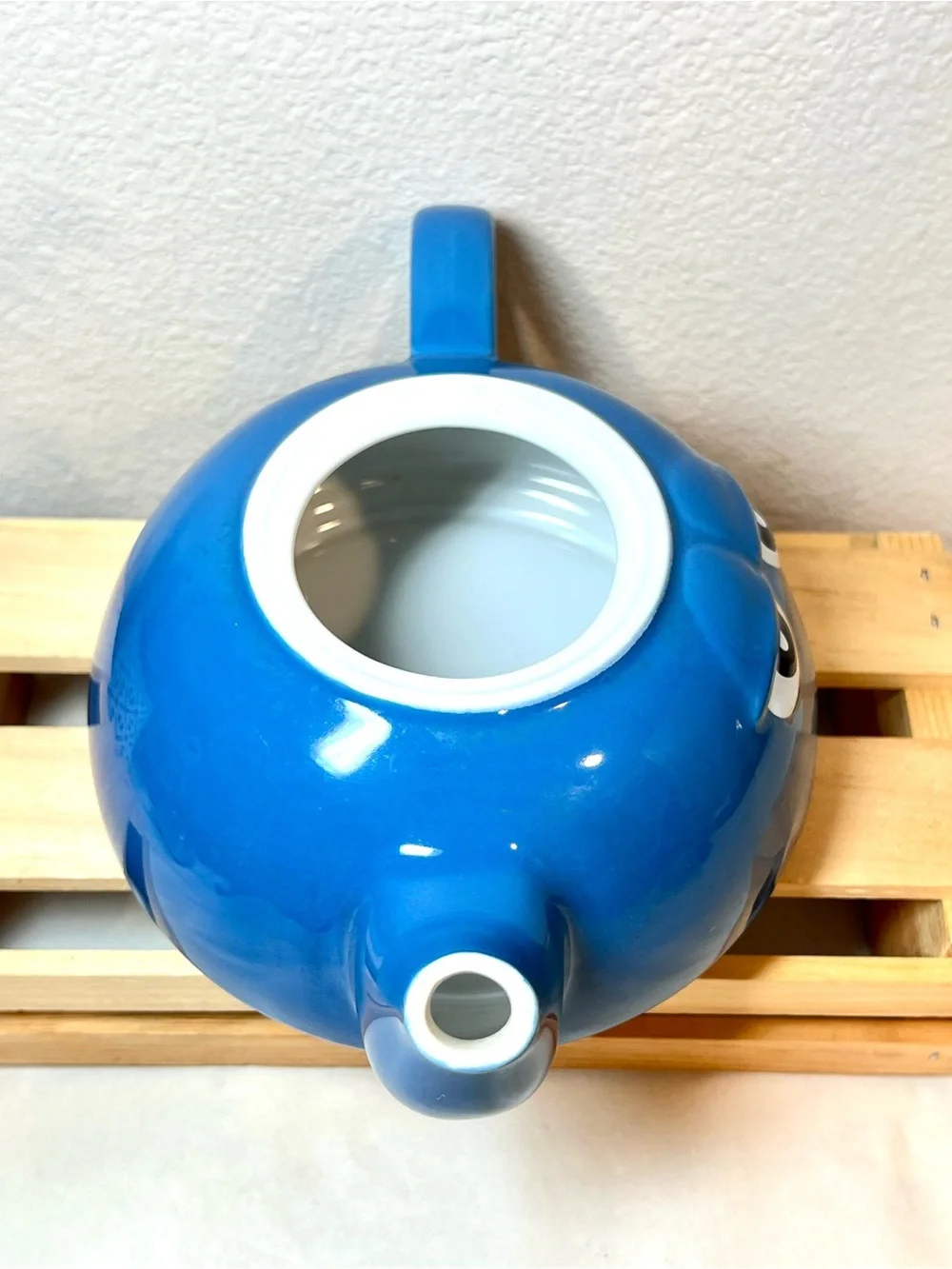 ☀️2/$20 Blue M&Ms World Teapot w Lid | Grumpy Tired Face | No Cup | EUC